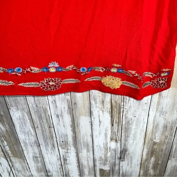 Entro Embroidered Floral Red Blouse - Picture 6 of 7